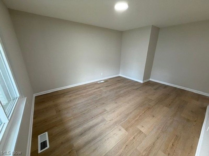 26941 Adele Lane, Olmsted Falls, OH 44138 Photo 6
