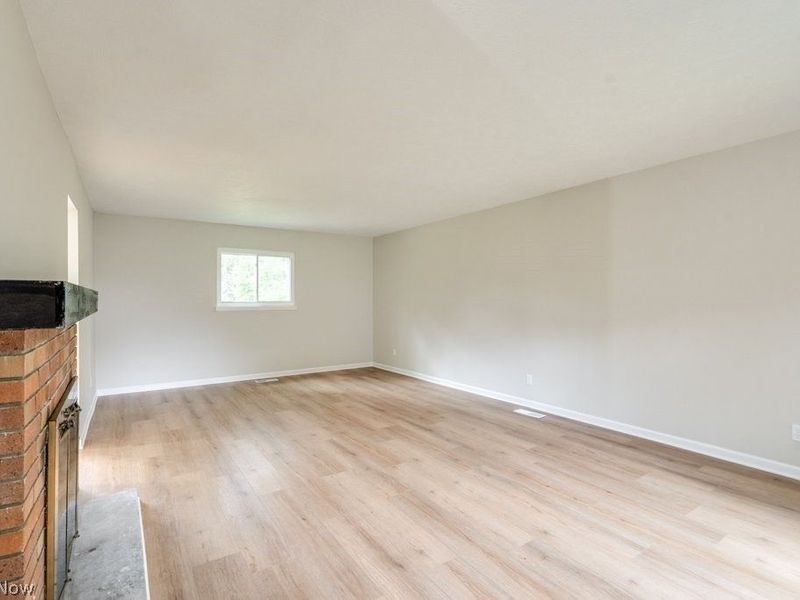 26941 Adele Lane, Olmsted Falls, OH 44138 Photo 9