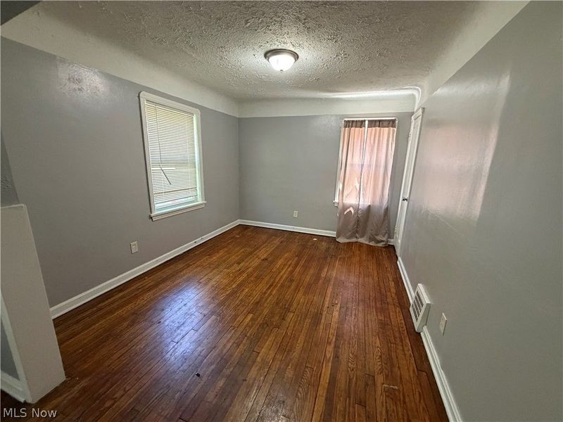 608 E. 120th Street, Cleveland, OH 44108 Photo 6