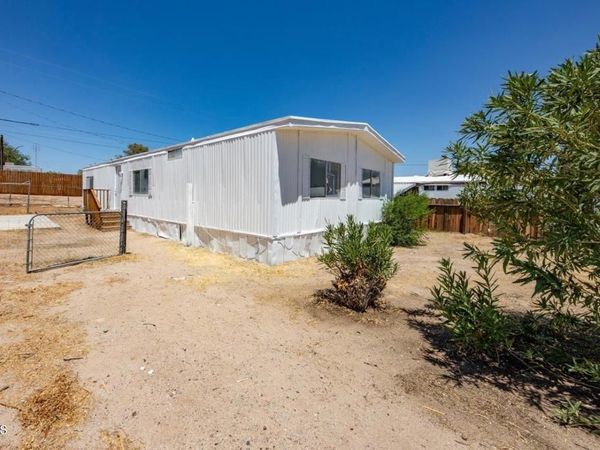 1404 W Langley Avenue, Ridgecrest, CA 93555