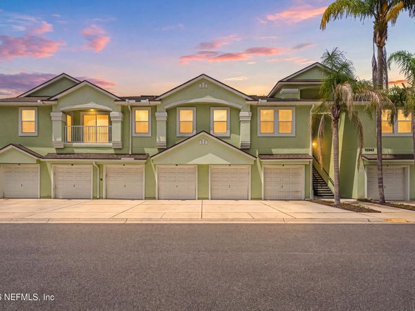 13843 HERONS LANDING Way, Unit 9, Jacksonville, FL 32224