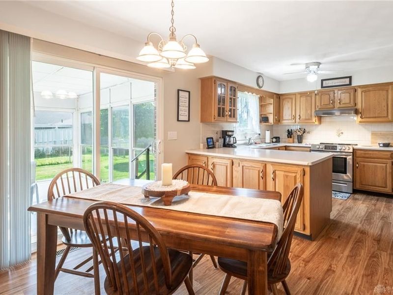 2250 Banyon Drive, Beavercreek, OH 45431 Photo 10