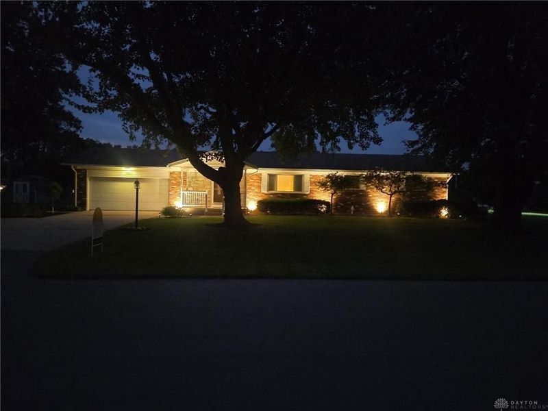 2250 Banyon Drive, Beavercreek, OH 45431 Photo 3