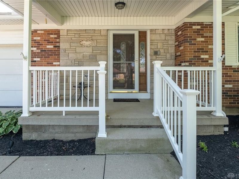 2250 Banyon Drive, Beavercreek, OH 45431 Photo 4