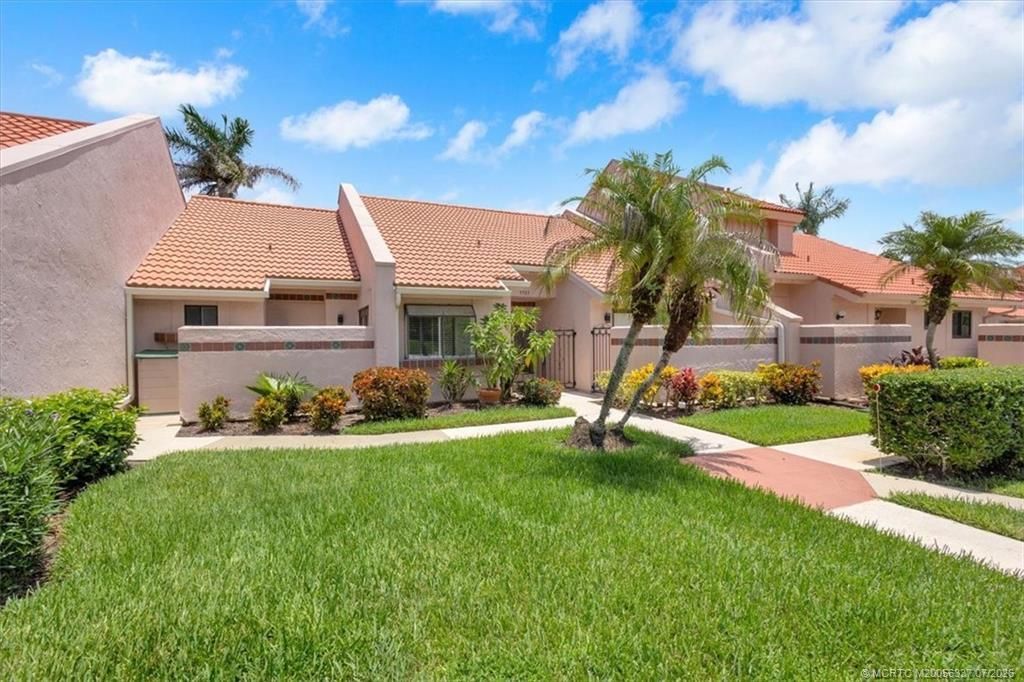 3303 SE Sandpiper Circle, Port Saint Lucie, FL 34952 Photo