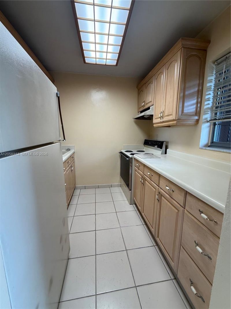 10 SW 45th Ave , Unit 33, Miami, FL 33134 Photo