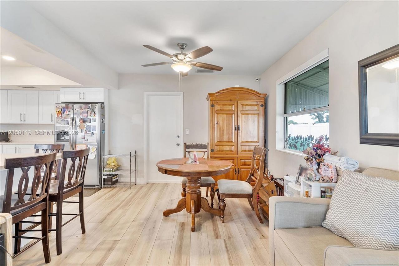 8963 SW 53rd St, Cooper City, FL 33328 Photo