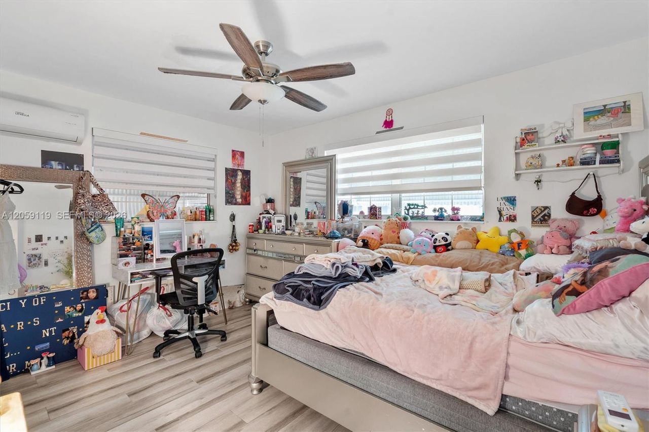 8963 SW 53rd St, Cooper City, FL 33328 Photo