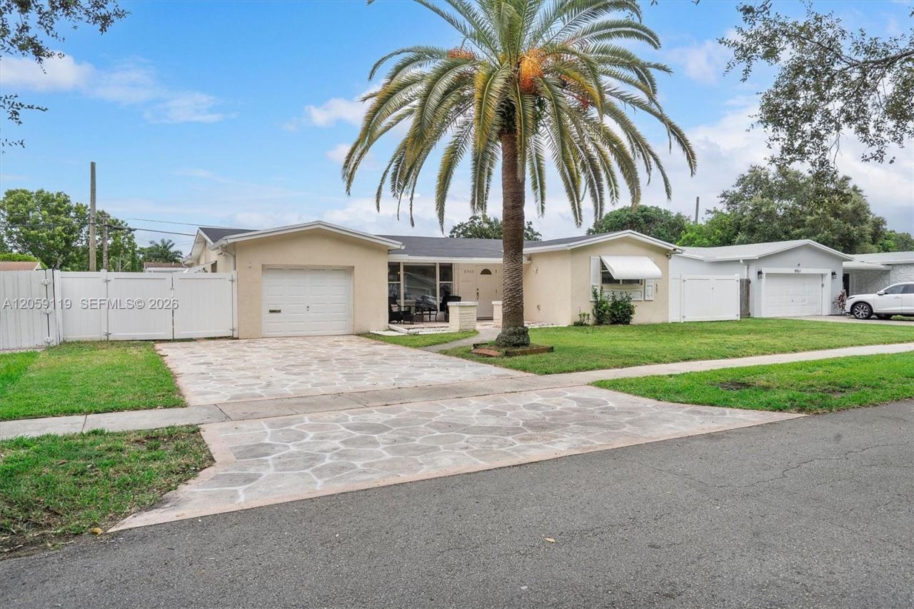 8963 SW 53rd St, Cooper City, FL 33328 Photo