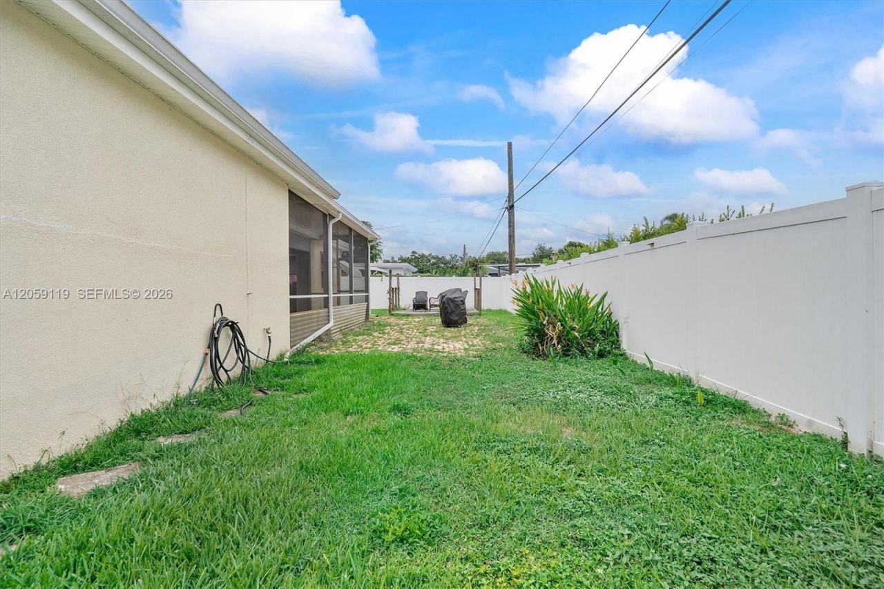 8963 SW 53rd St, Cooper City, FL 33328 Photo