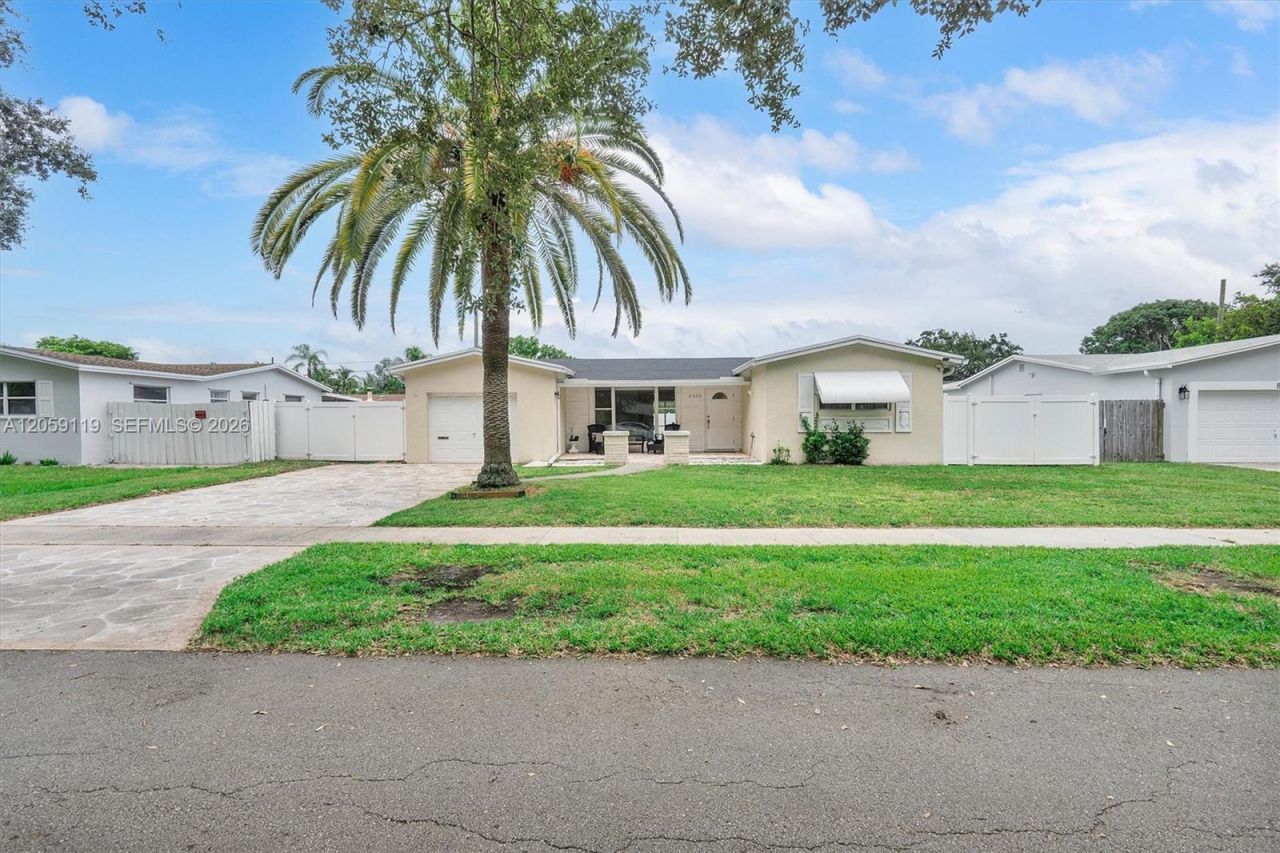 8963 SW 53rd St, Cooper City, FL 33328 Photo