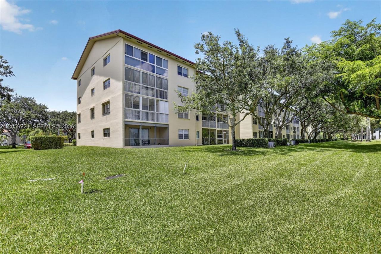 12800 SW 7th Ct, , Unit 306G, Pembroke Pines, FL 33027 Photo