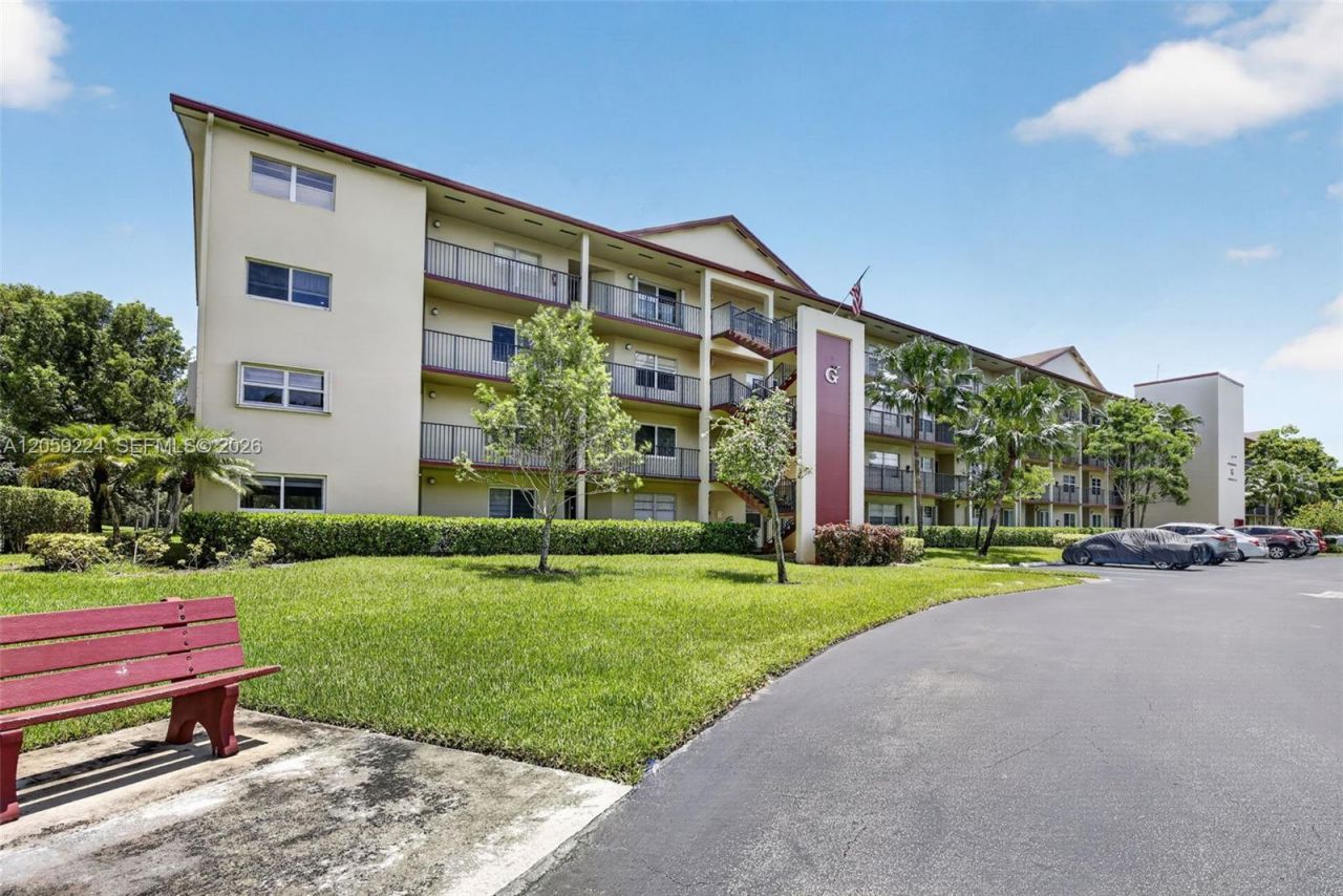 12800 SW 7th Ct, , Unit 306G, Pembroke Pines, FL 33027 Photo