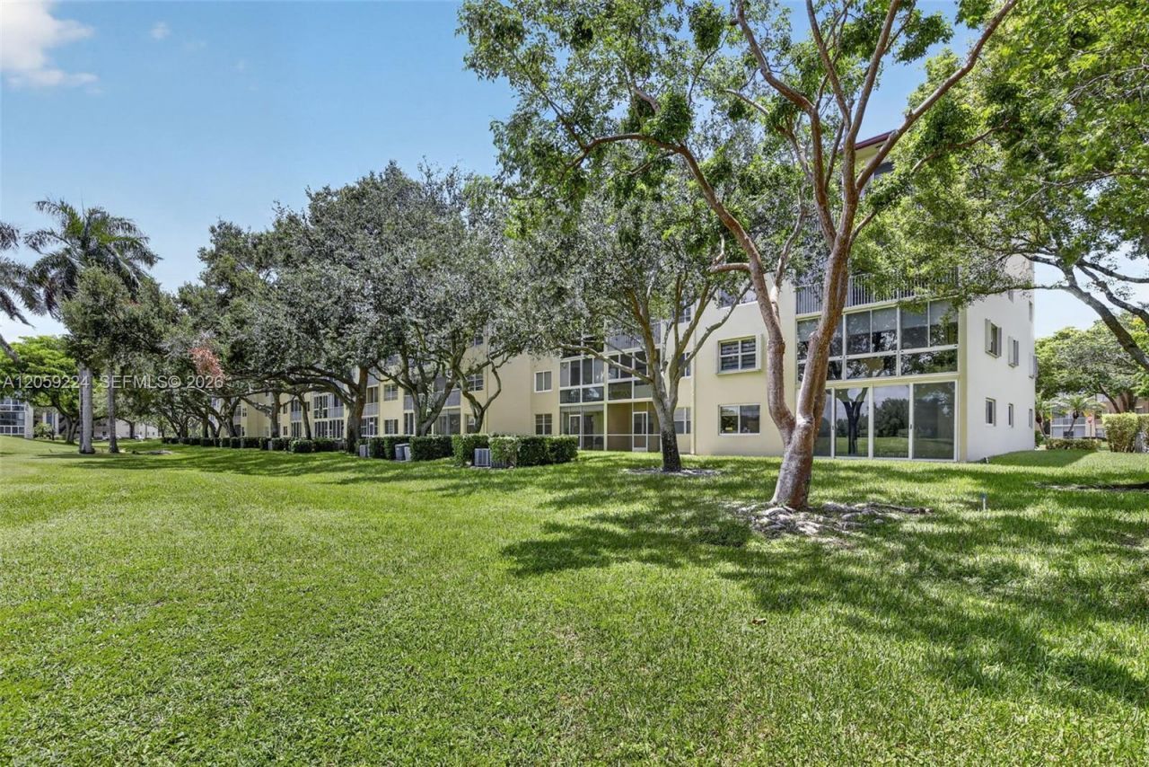 12800 SW 7th Ct, , Unit 306G, Pembroke Pines, FL 33027 Photo