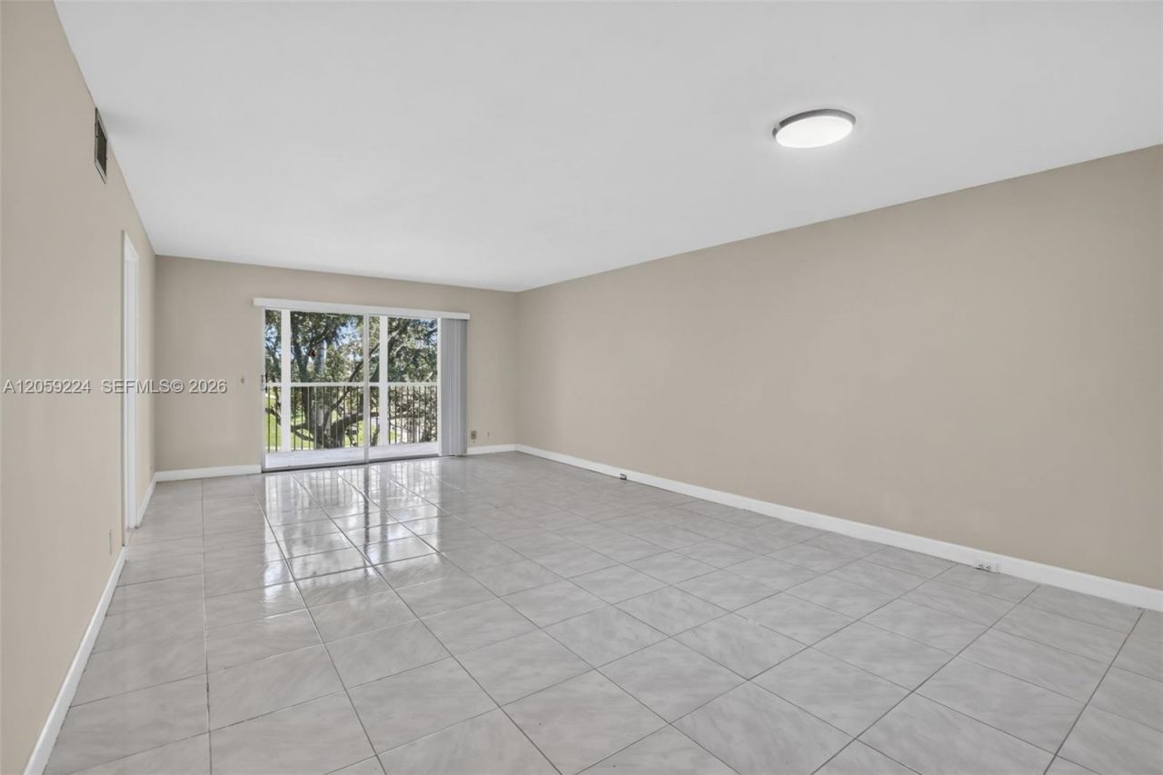 12800 SW 7th Ct, , Unit 306G, Pembroke Pines, FL 33027 Photo