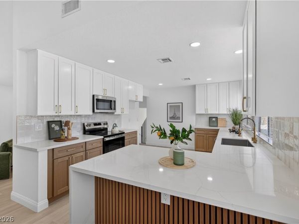 4055 Pequeno Avenue, Las Vegas, NV 89120