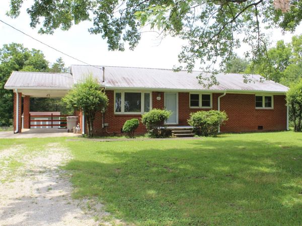 125 Spring Creek Rd , Estill Springs, TN 37330