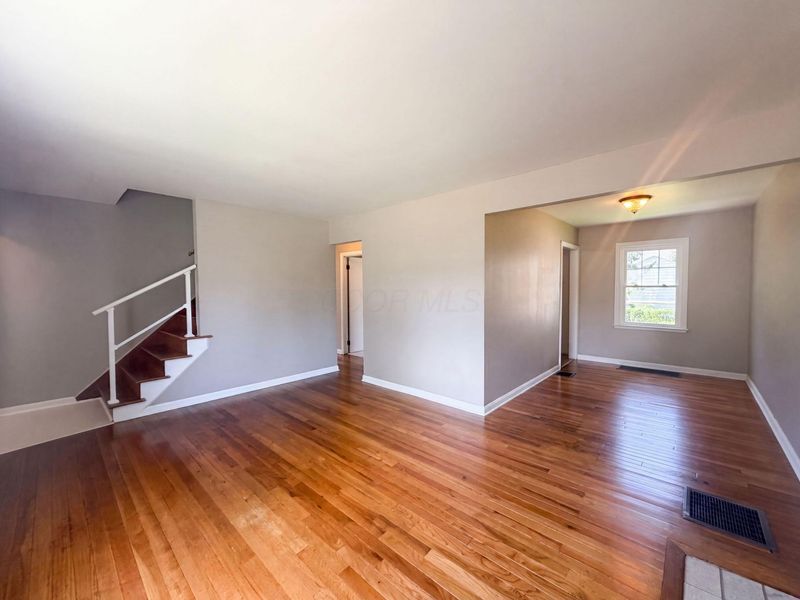 599 S Everett Avenue , Columbus, OH 43213 Photo 8