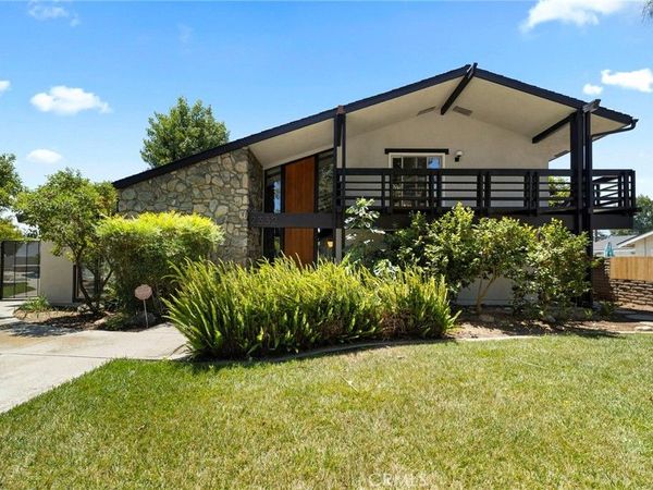 2332 8th, La Verne, CA 91750
