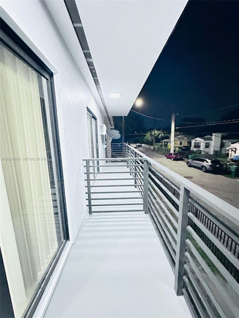 131 NE 77th St, Unit 4, Miami, FL 33138 Photo