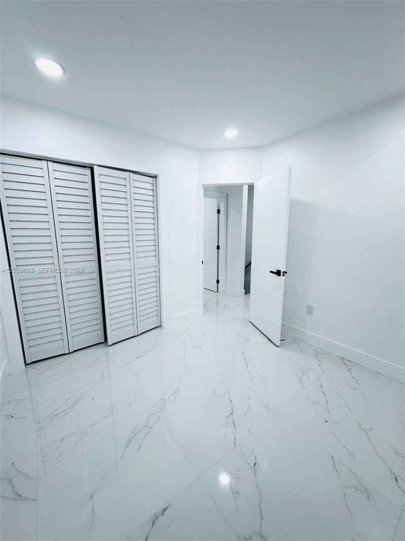 131 NE 77th St, Unit 4, Miami, FL 33138 Photo