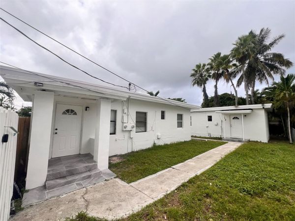 612 NW 6TH Court, Unit 2, Hallandale Beach, FL 33009