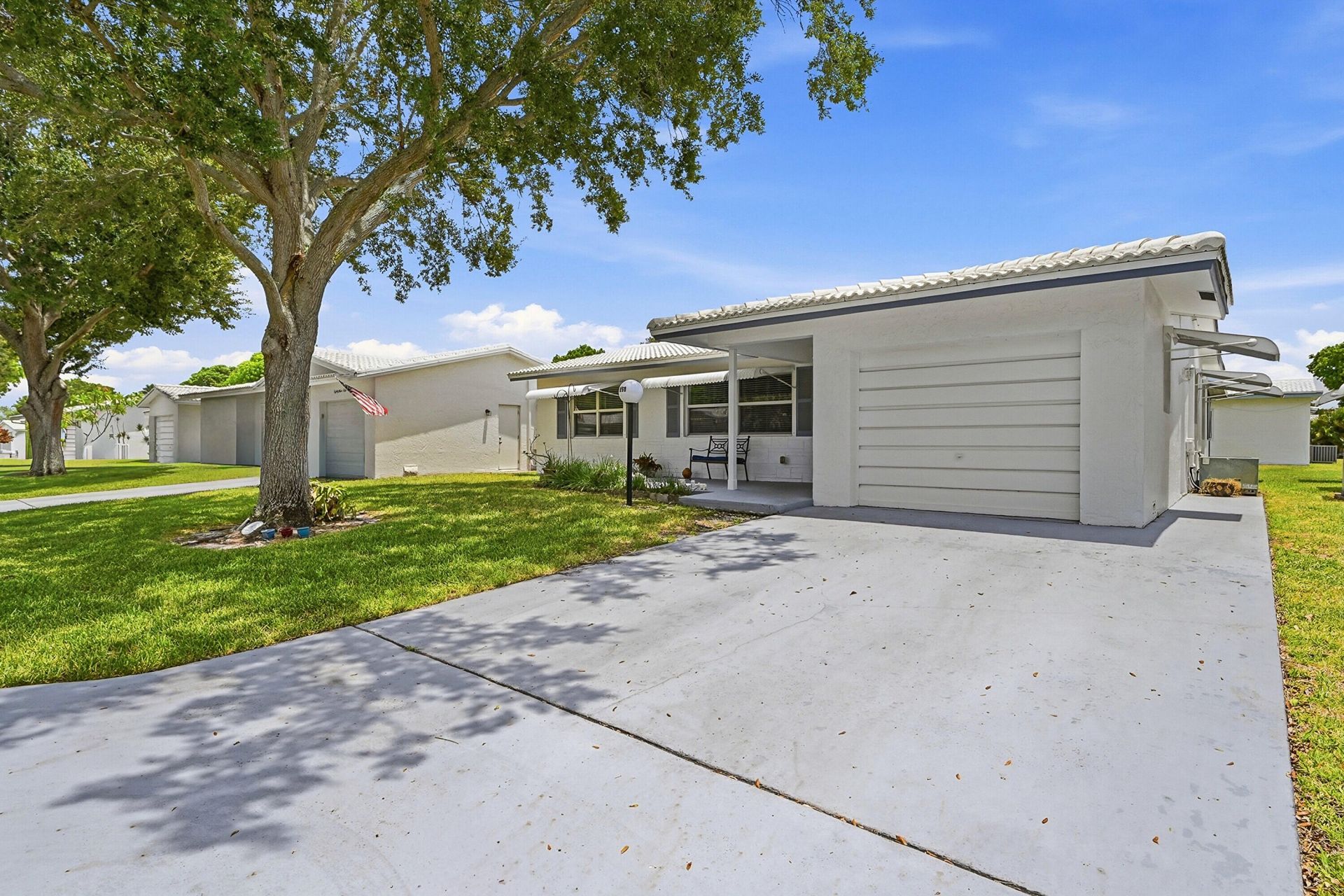 8960 NW 12th Place, Plantation, FL 33322 Photo