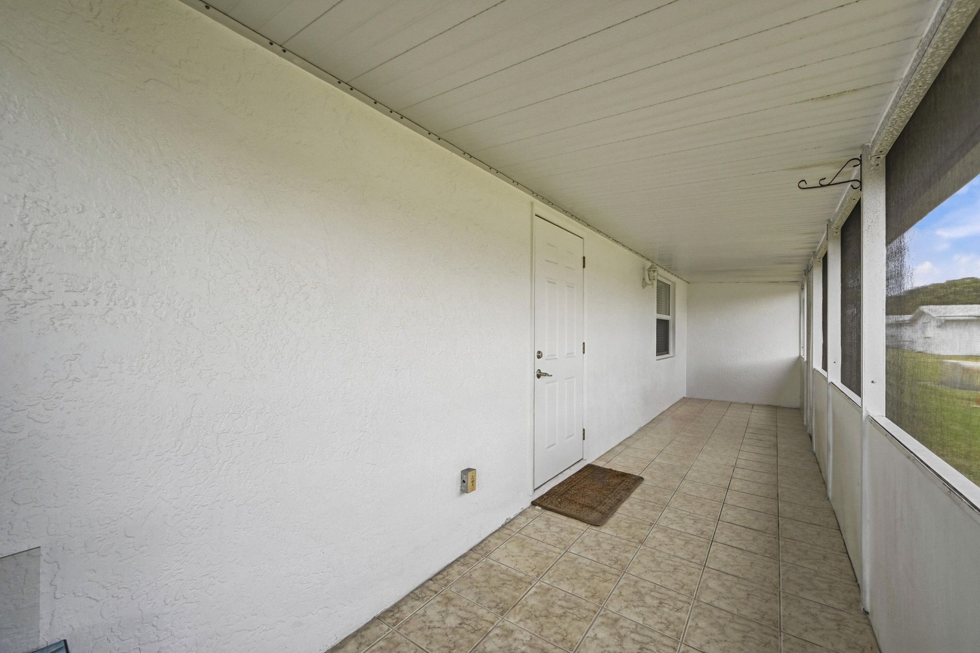 8960 NW 12th Place, Plantation, FL 33322 Photo