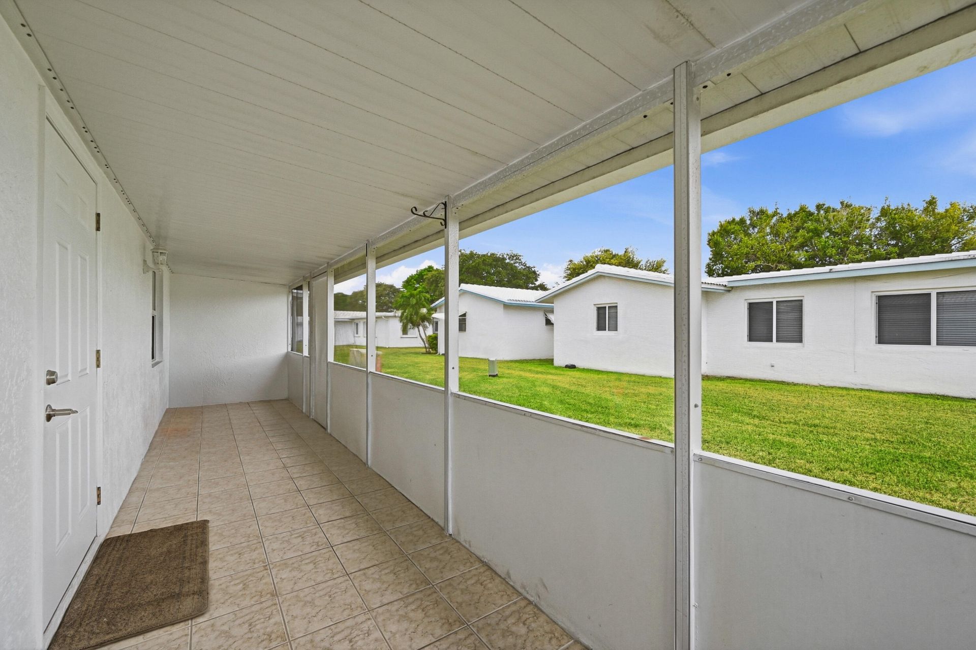 8960 NW 12th Place, Plantation, FL 33322 Photo
