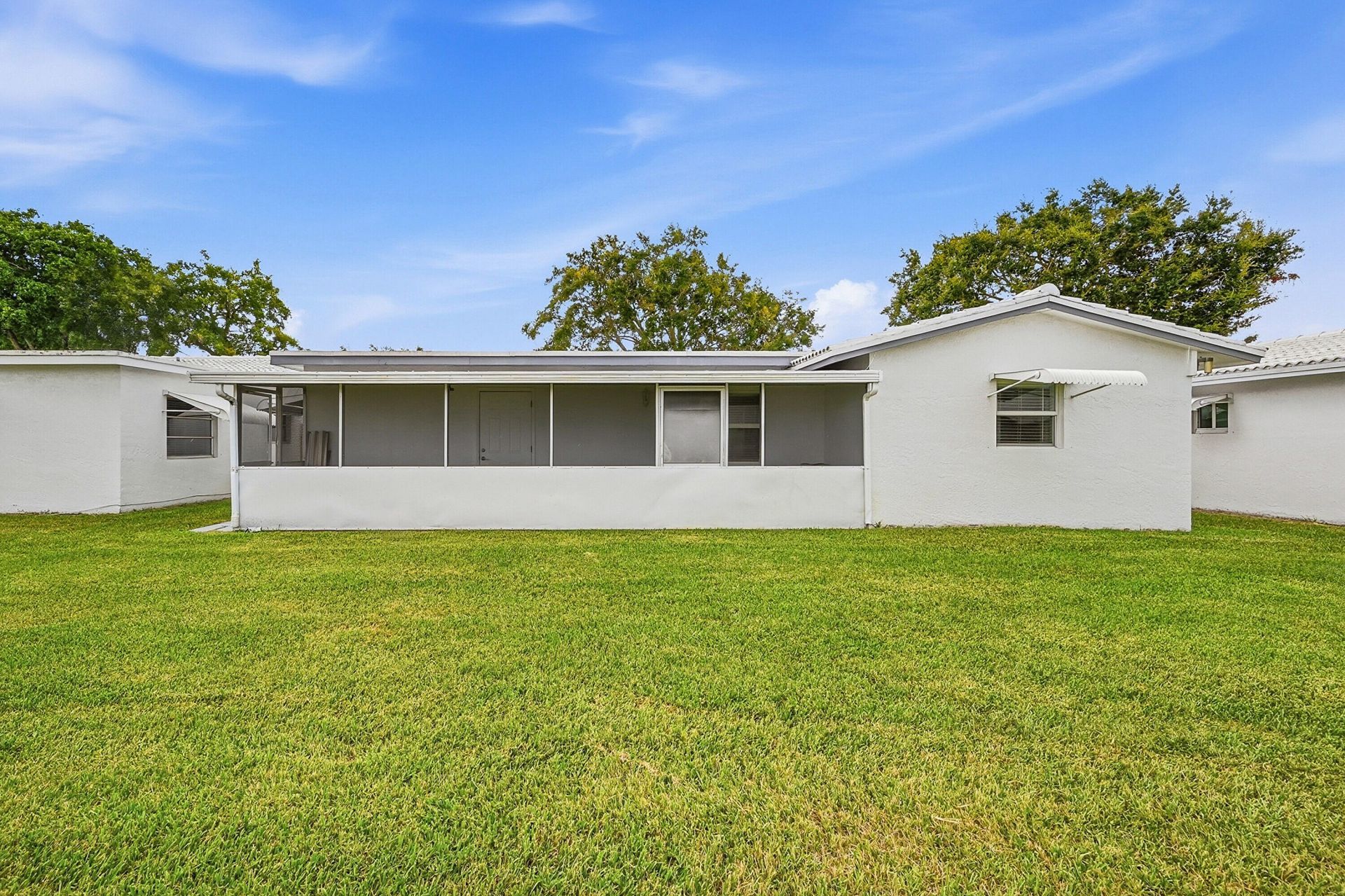 8960 NW 12th Place, Plantation, FL 33322 Photo