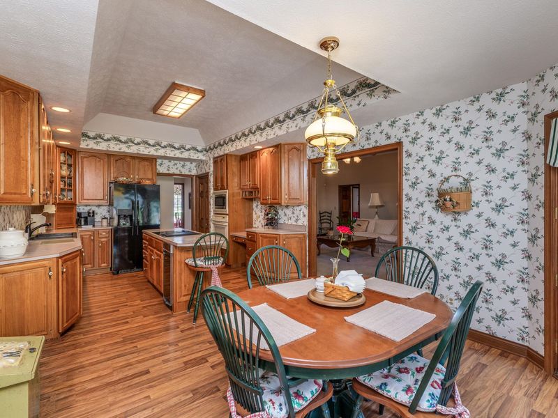 2464 Shenandoah Drive, Troy, OH 45373 Photo 18