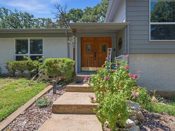 4308 Borden Drive , Arlington, TX 76017
