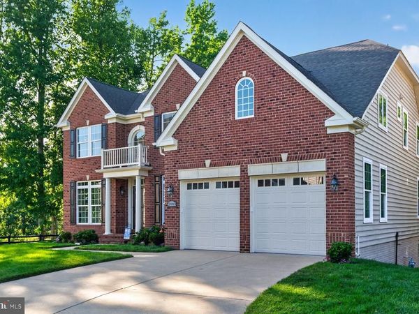 2803 SISSINGHURST PLACE, UPPER MARLBORO, MD 20774