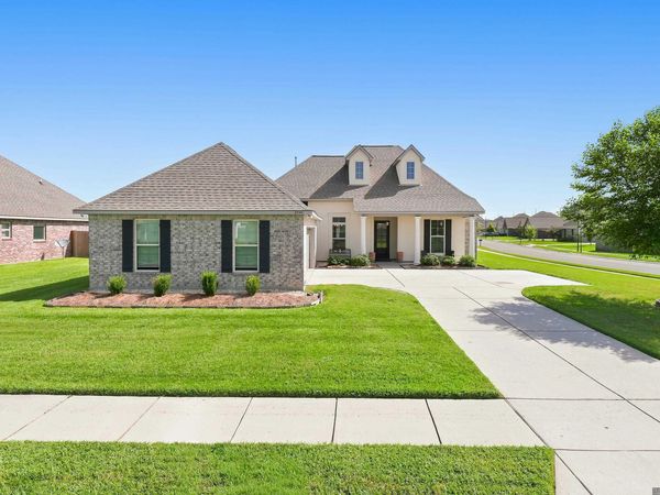 3846 Sandbar Dr, Addis, LA 70710