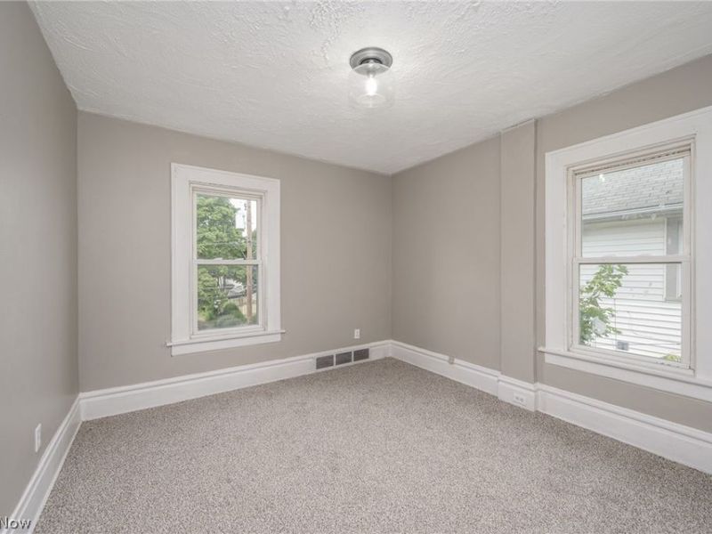 489 Marview Avenue, Akron, OH 44310 Photo 16