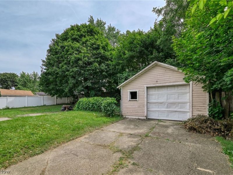 489 Marview Avenue, Akron, OH 44310 Photo 30