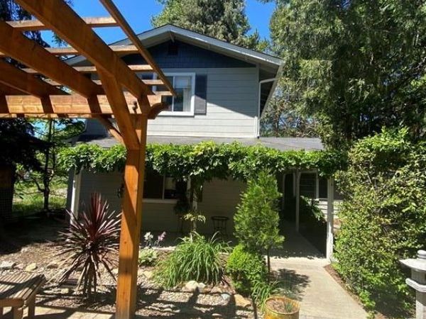 415 Berglund Street, Rogue River, OR 97537