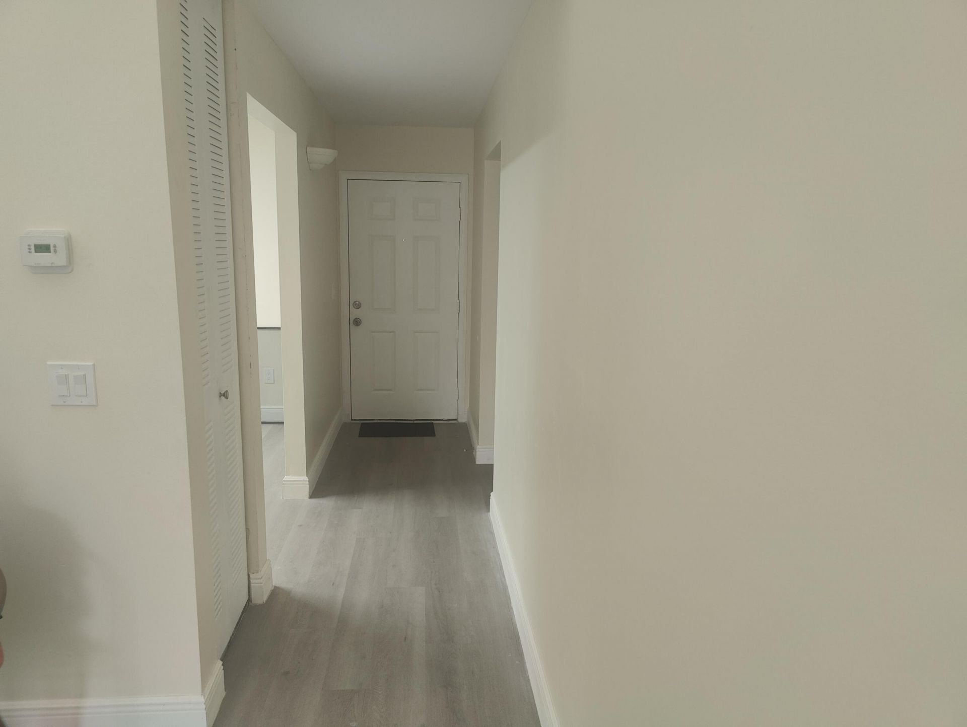 302 Lakeview Drive E, Unit 302, Royal Palm Beach, FL 33411 Photo
