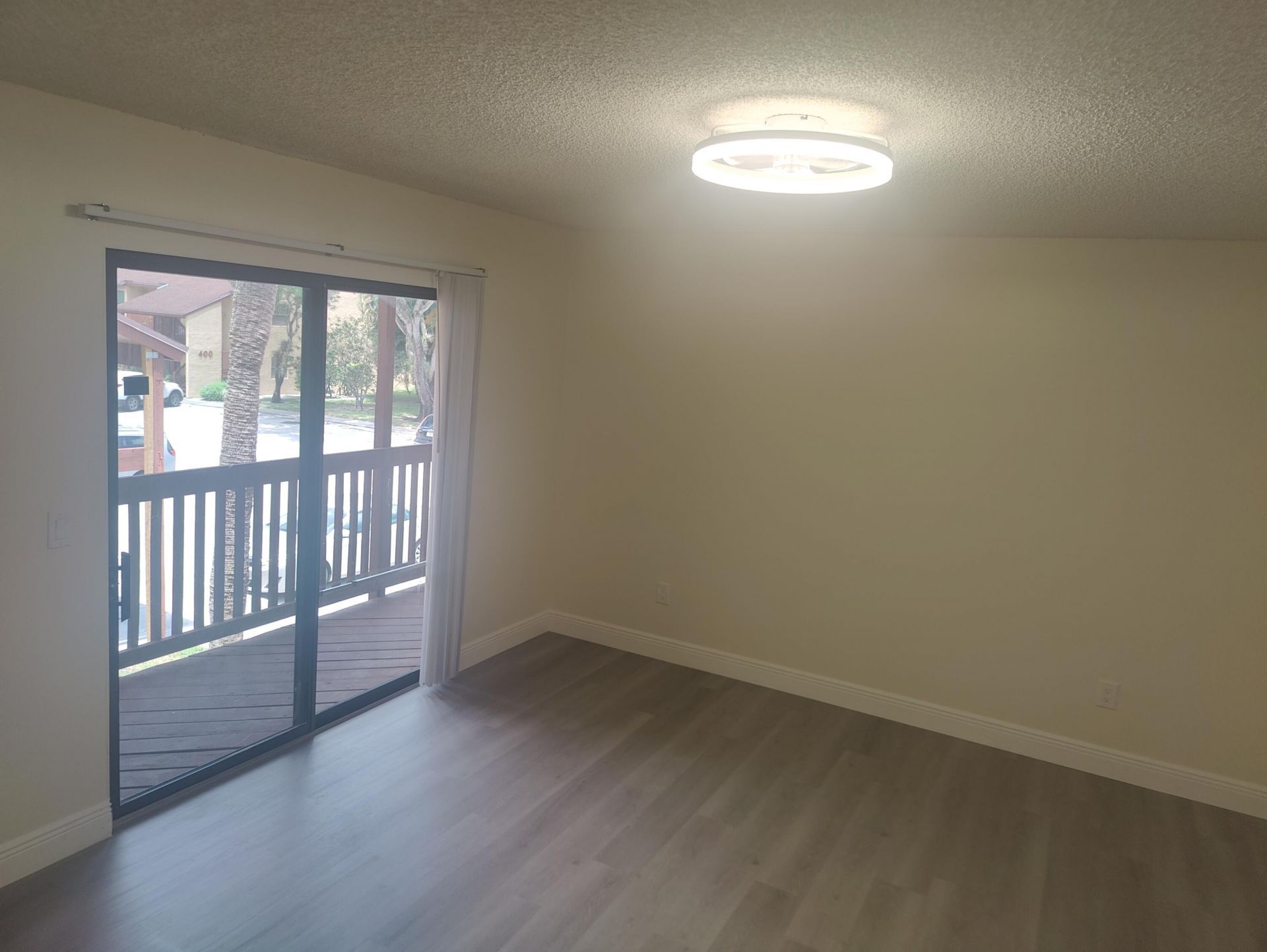 302 Lakeview Drive E, Unit 302, Royal Palm Beach, FL 33411 Photo