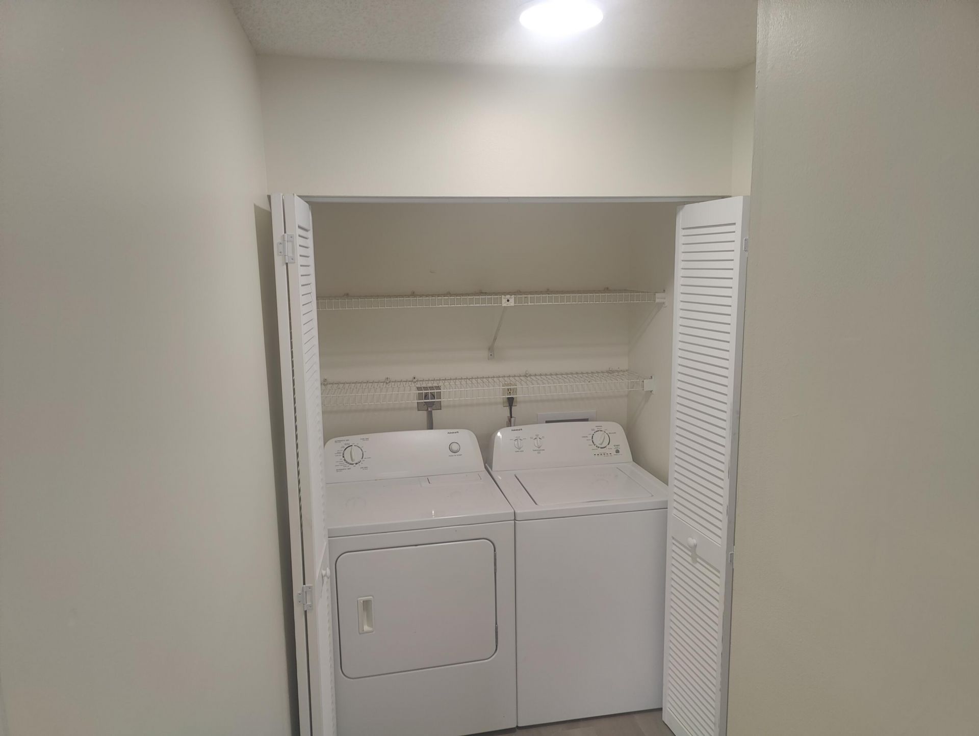 302 Lakeview Drive E, Unit 302, Royal Palm Beach, FL 33411 Photo