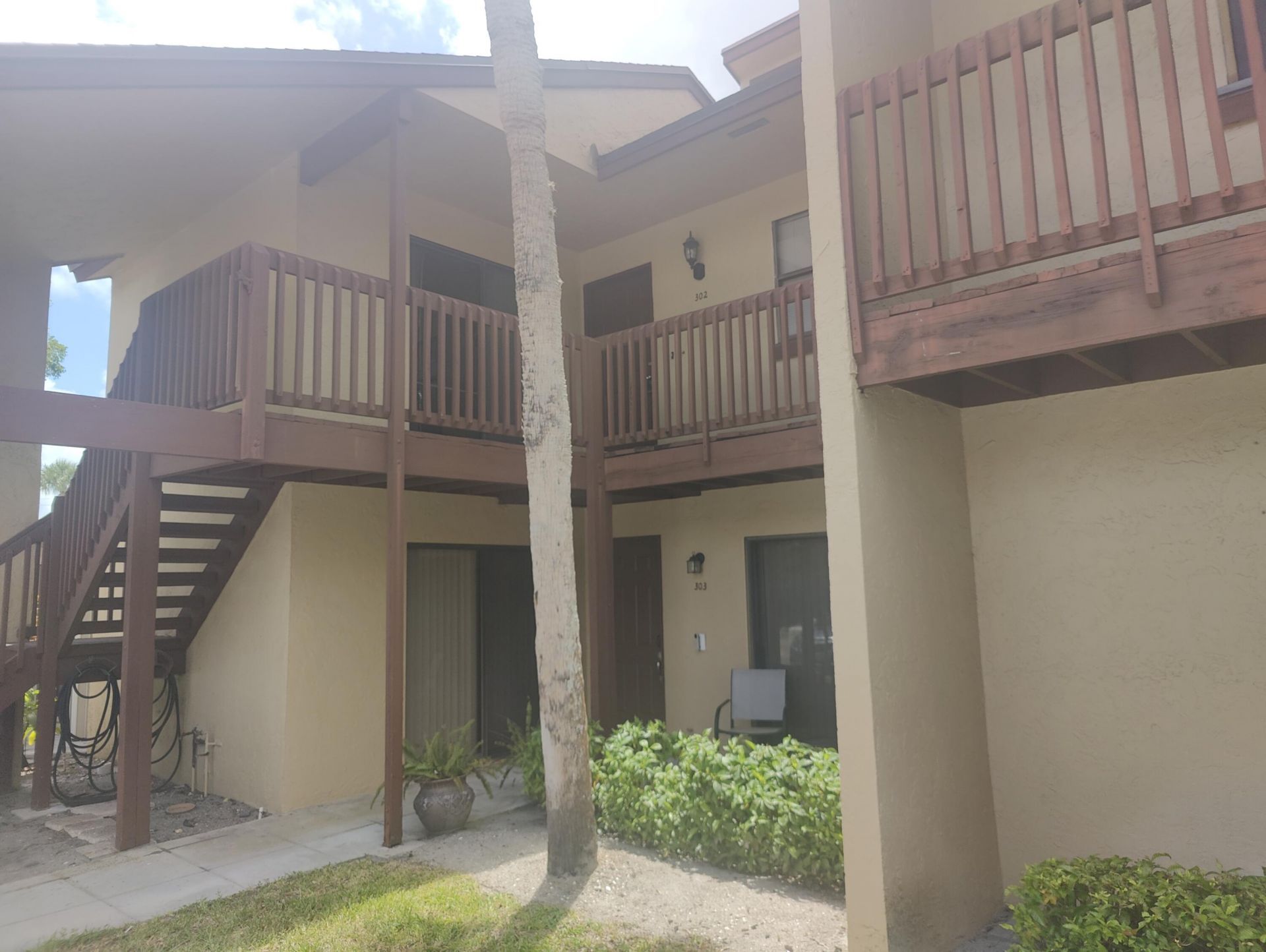 302 Lakeview Drive E, Unit 302, Royal Palm Beach, FL 33411 Photo