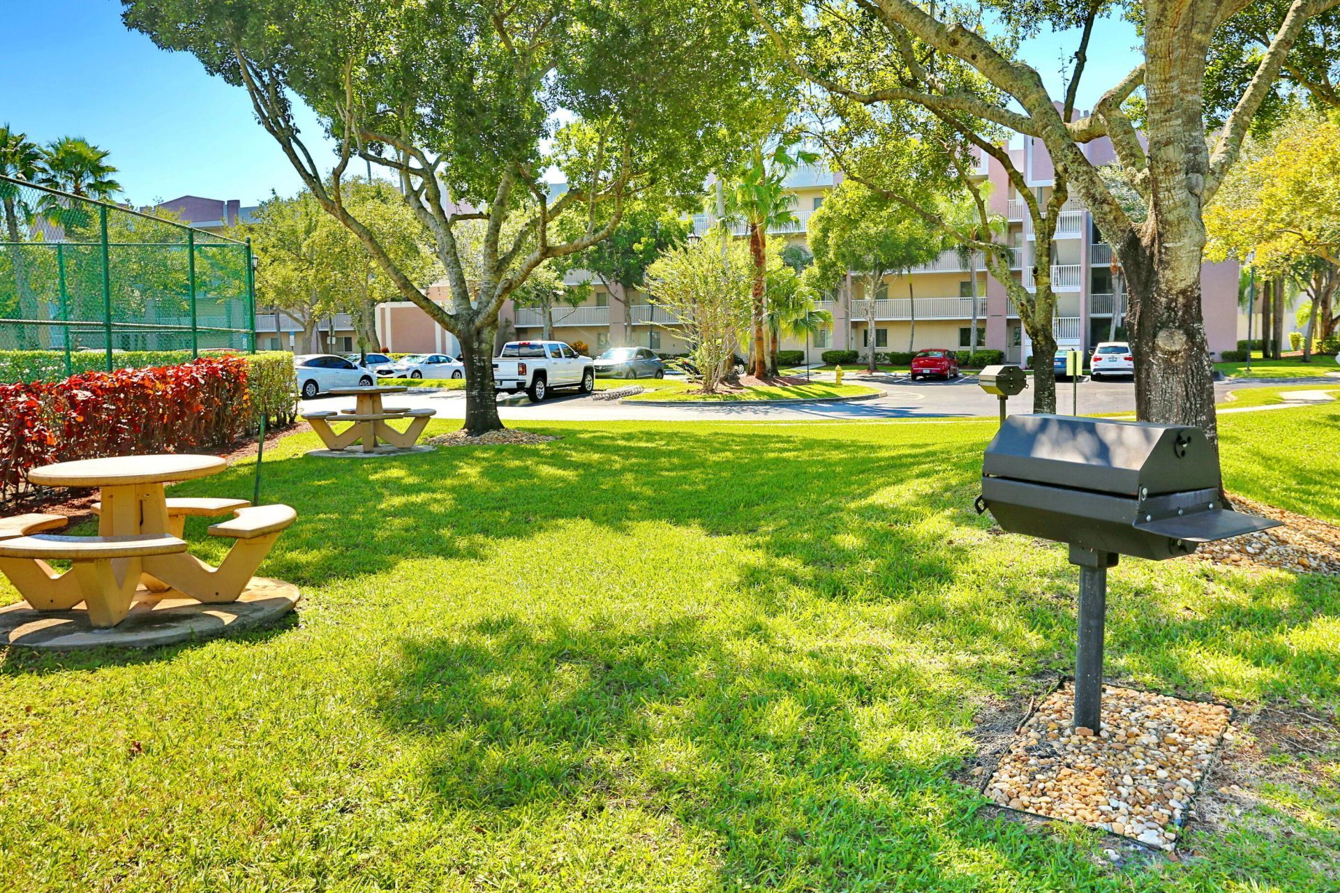 9968 N Belfort Circle, Tamarac, FL 33321 Photo