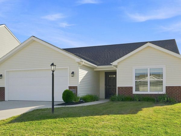 14072 Aloes Passage, Fort Wayne, IN 46845