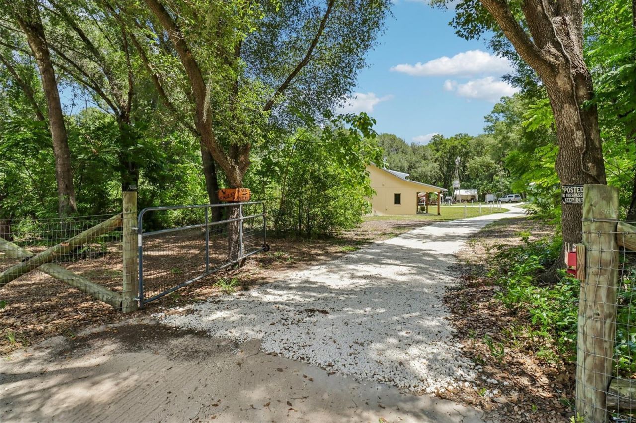 16161 SE 137th Court, Weirsdale, FL 32195 Photo