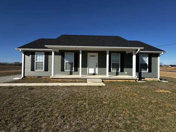 24 Henkle Ln , Loretto, TN 38469
