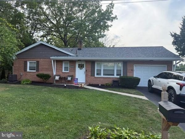 1024 CRESTVIEW AVENUE, READING, PA 19607