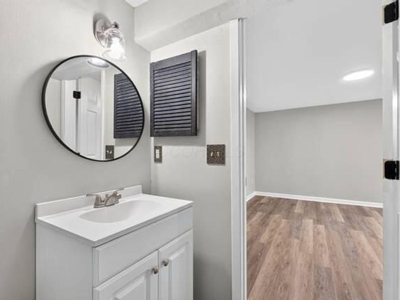 756 Cap Lane, Unit 17C, Worthington, OH 43085 Photo 37