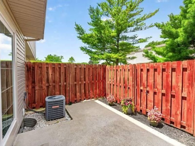 756 Cap Lane, Unit 17C, Worthington, OH 43085 Photo 7