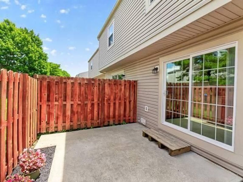 756 Cap Lane, Unit 17C, Worthington, OH 43085 Photo 9