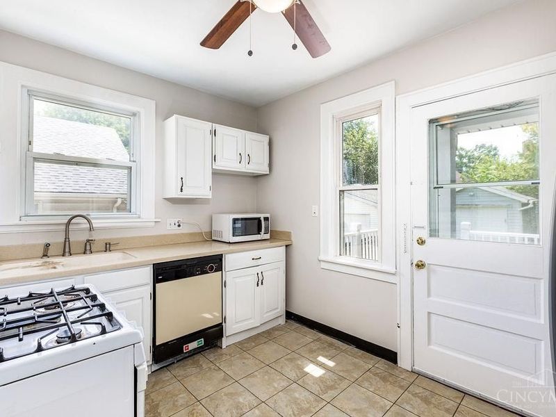 3545 Meadow Avenue, Cheviot, OH 45211 Photo 16